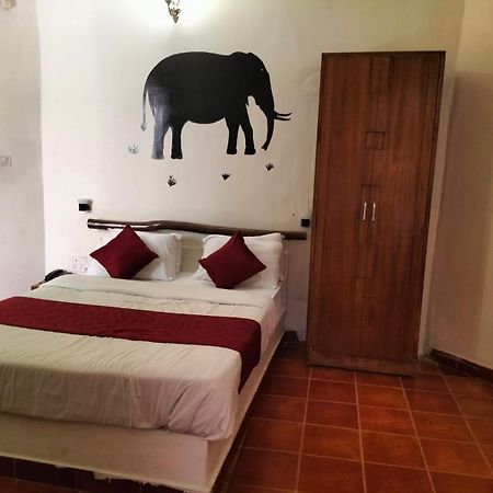 The Country Club Wildlife Resorts Bandipur Exterior photo