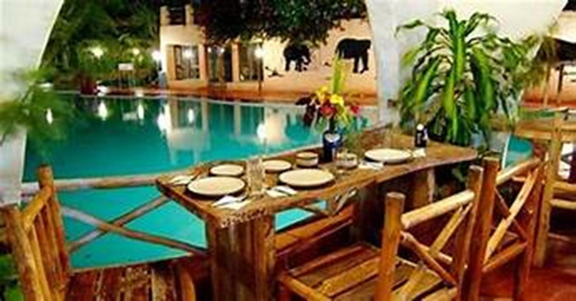 The Country Club Wildlife Resorts Bandipur Exterior photo