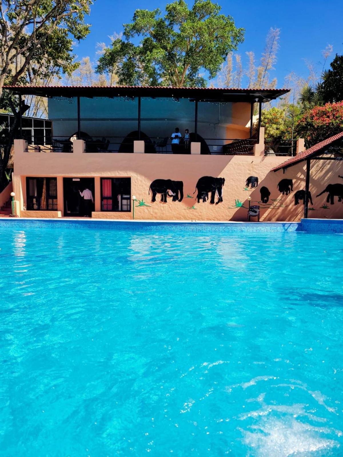 The Country Club Wildlife Resorts Bandipur Exterior photo